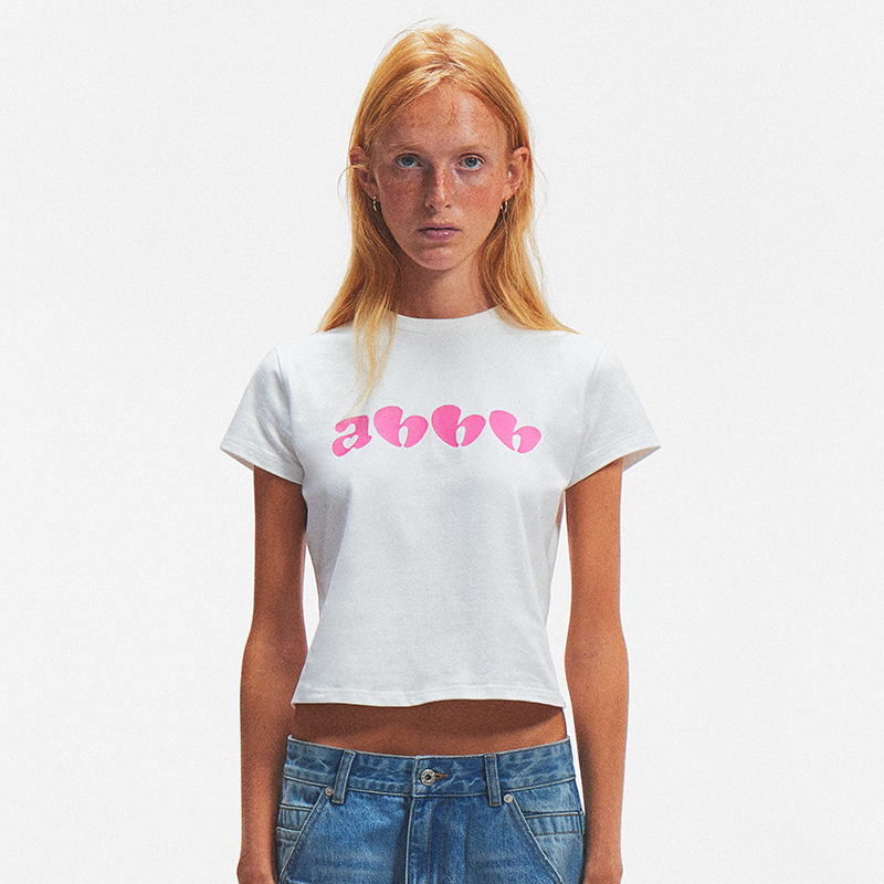 AHHH Logo With Heart Shape Print T-shirt